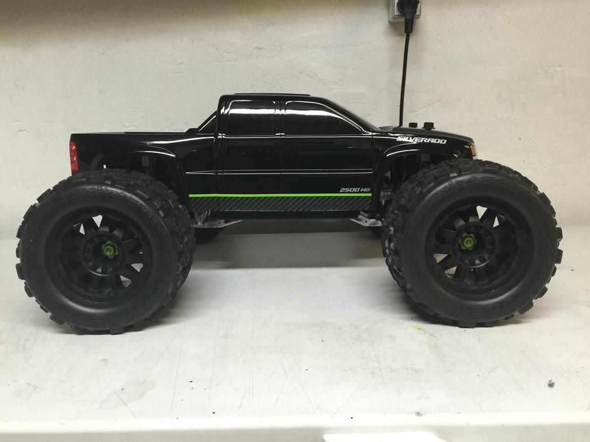Bil Traxxas E-maxx- Brushless billede 5