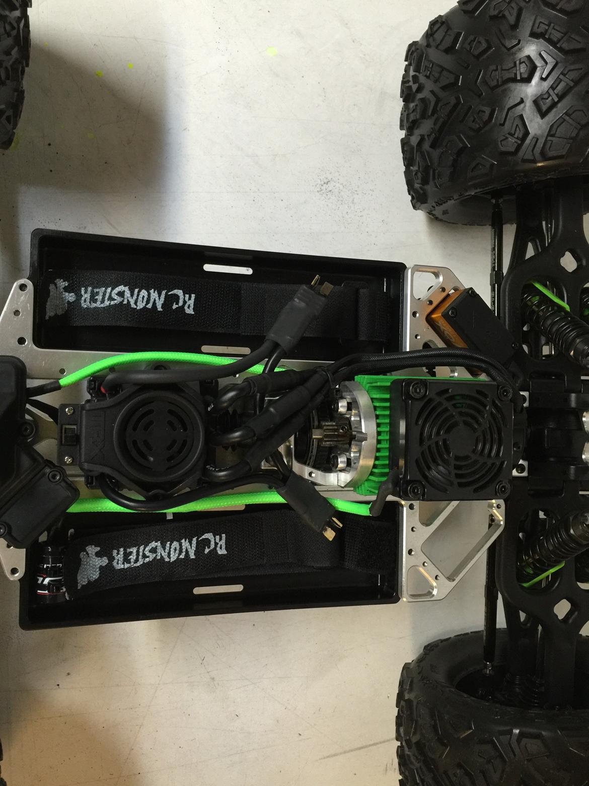 Bil Traxxas E-maxx- Brushless billede 20