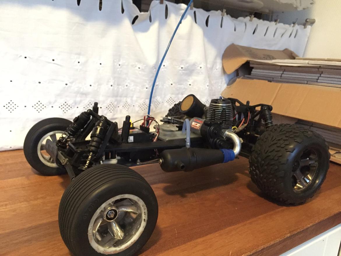 Off-Roader Traxxas nitro rustler billede 4