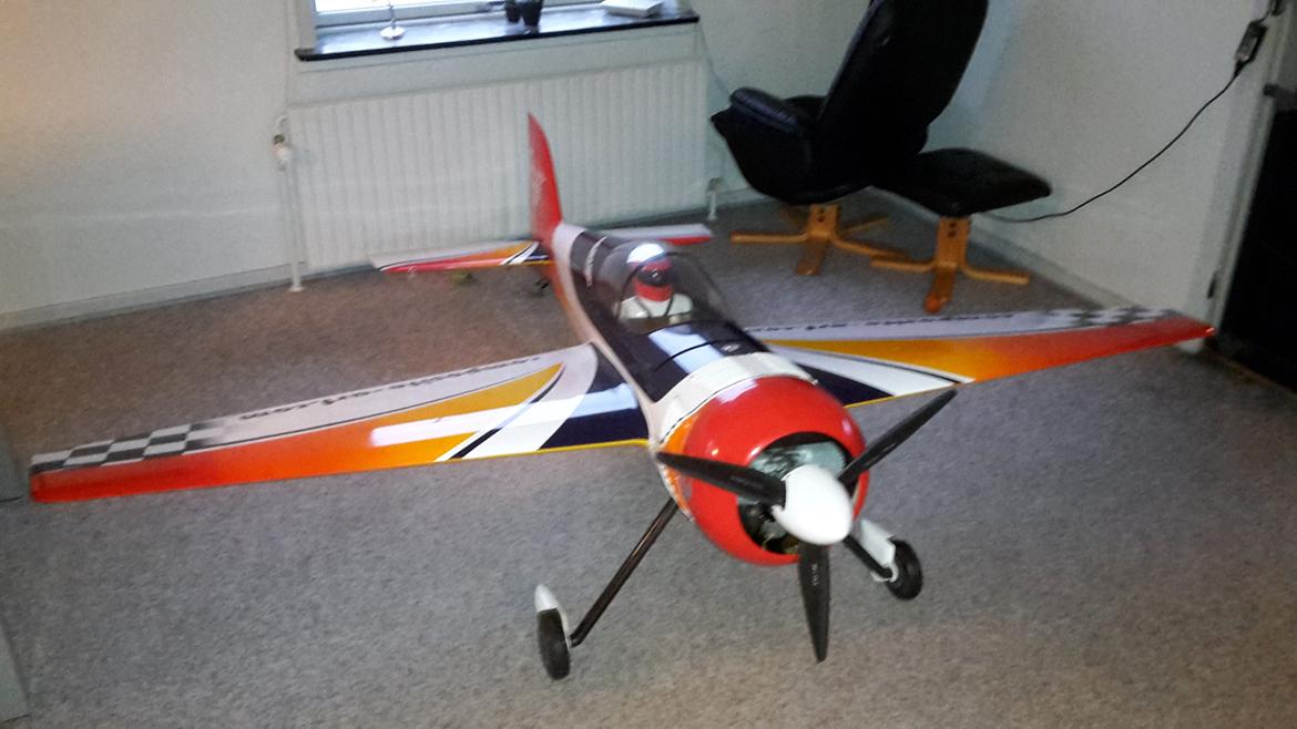 Fly CARF Yak 55SP 2,6 m (SOLGT) billede 11