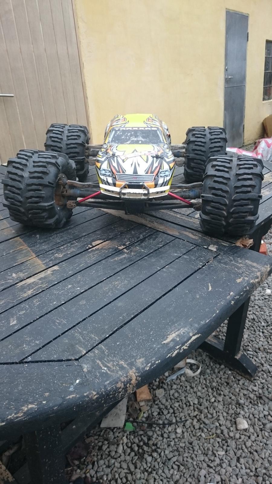 Truck traxxas revo 3.3  billede 2