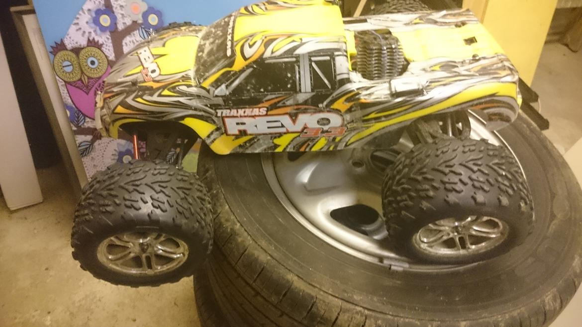 Truck traxxas revo 3.3  billede 6