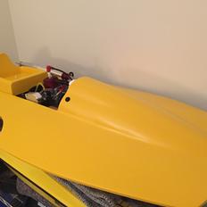 Båd Bonzi Enforcer Stingray