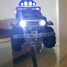 Truck Tamiya CC-01 Toyaota Landcruiser