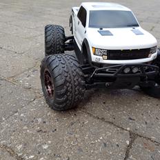 Off-Roader Hpi Savage XS FORD SVT RAPTOR!