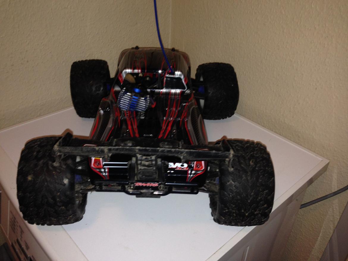 Off-Roader Traxxas Revo 3.3 billede 3