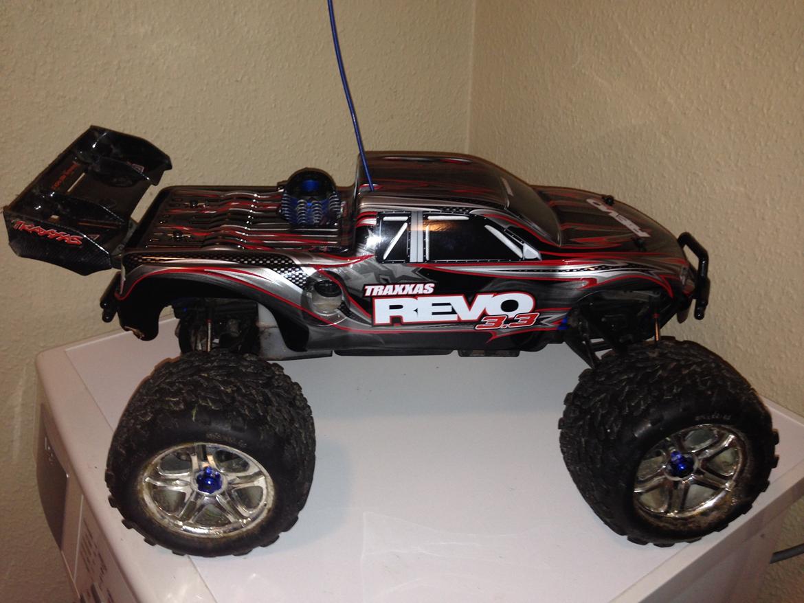 Off-Roader Traxxas Revo 3.3 billede 4