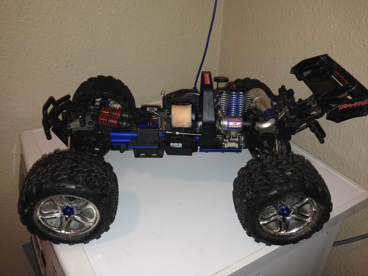 Off-Roader Traxxas Revo 3.3 billede 8