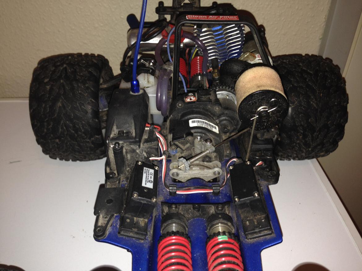 Off-Roader Traxxas Revo 3.3 billede 13