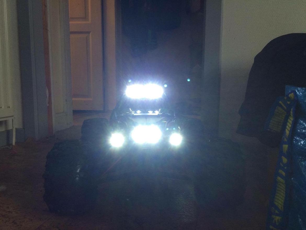 Off-Roader Traxxas Summit 1:10 billede 5