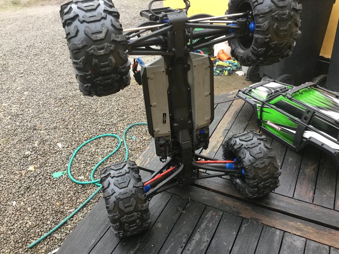 Off-Roader Traxxas Summit 1:10 billede 13