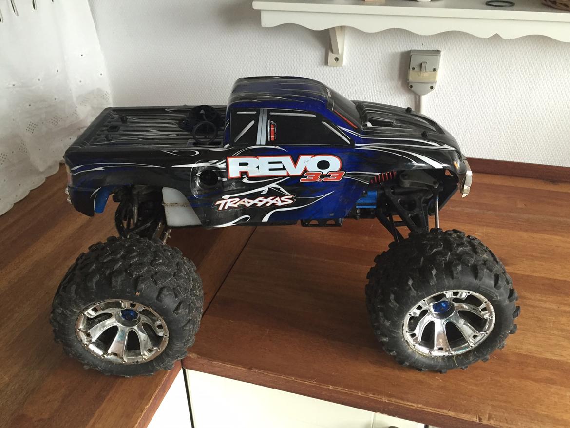 Off-Roader Traxxas revo 3.3  billede 2