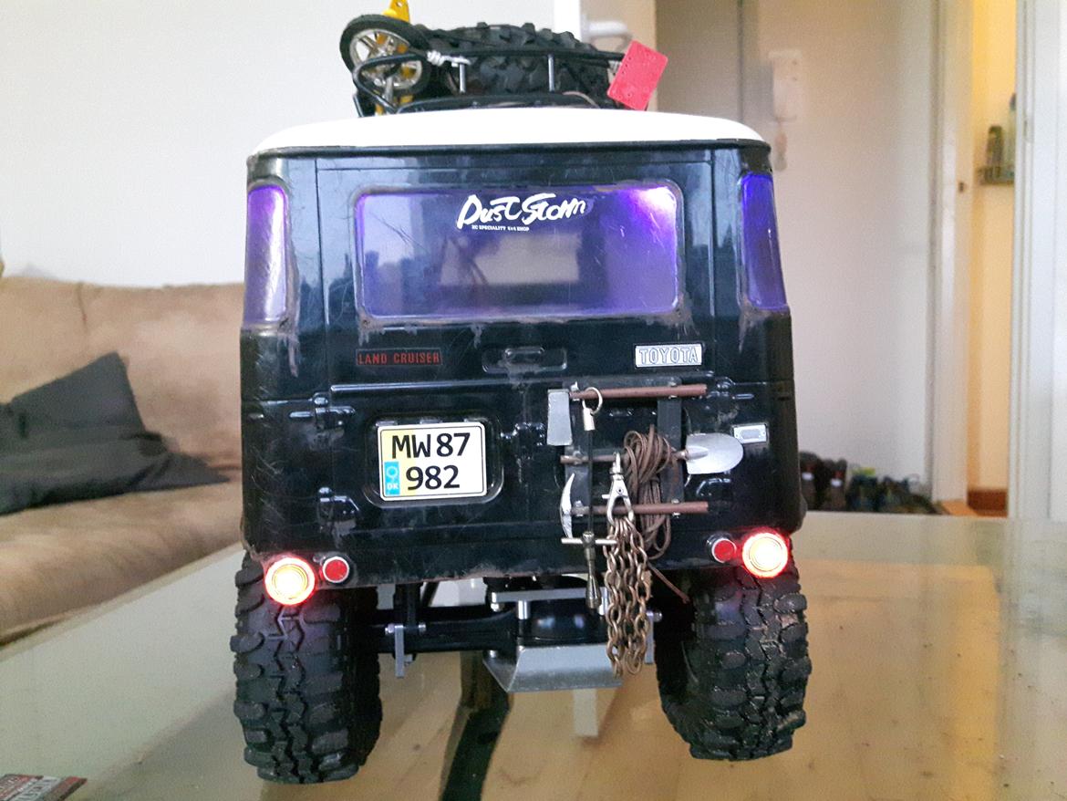 Truck Tamiya CC-01 Toyaota Landcruiser billede 8