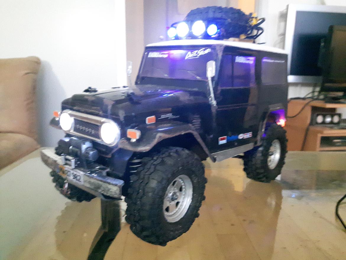 Truck Tamiya CC-01 Toyaota Landcruiser billede 11