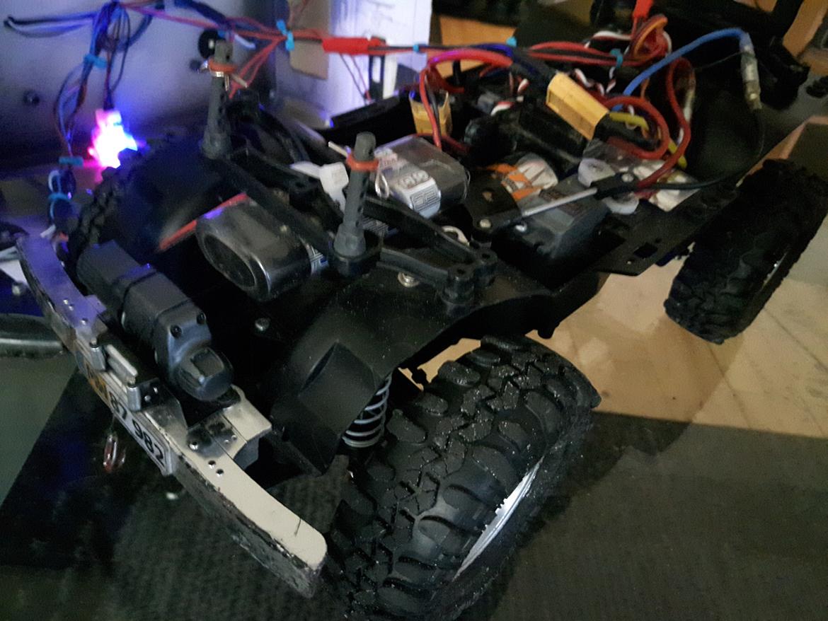 Truck Tamiya CC-01 Toyaota Landcruiser billede 13