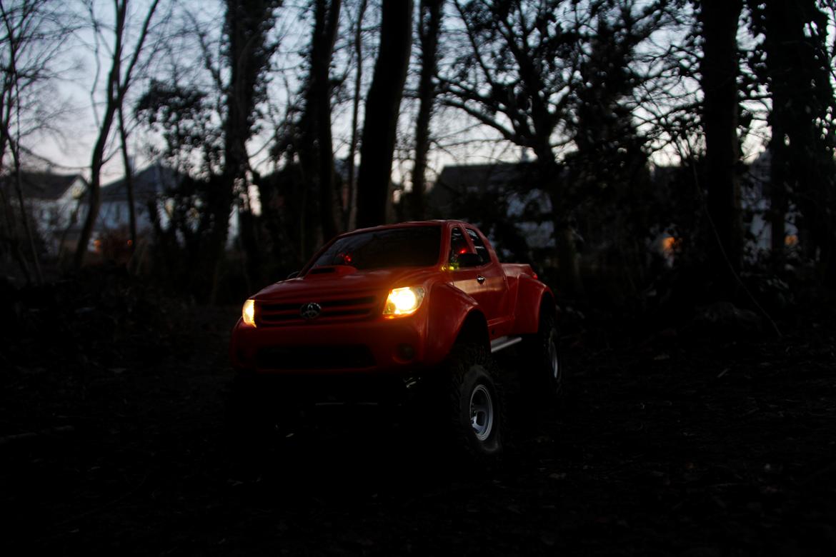 Bil Toyota Hilux AT44 billede 34