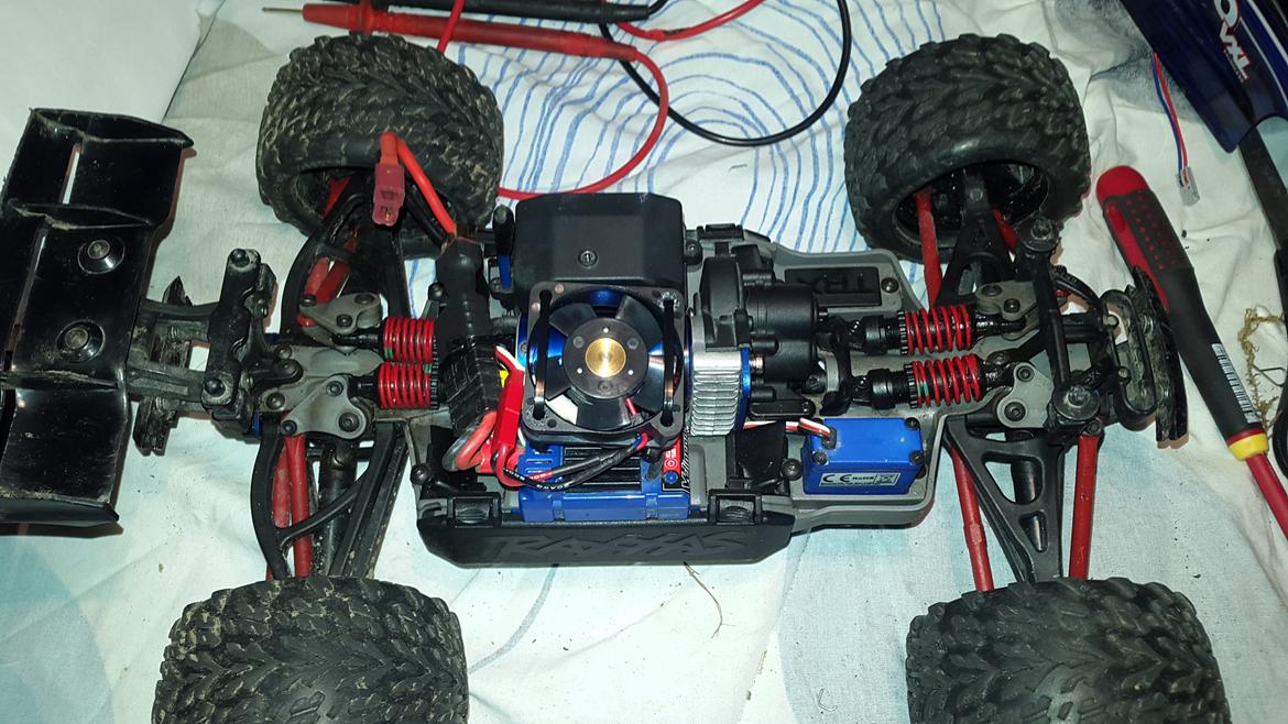 Bil Traxxas E-Revo VXL 1/16 billede 2