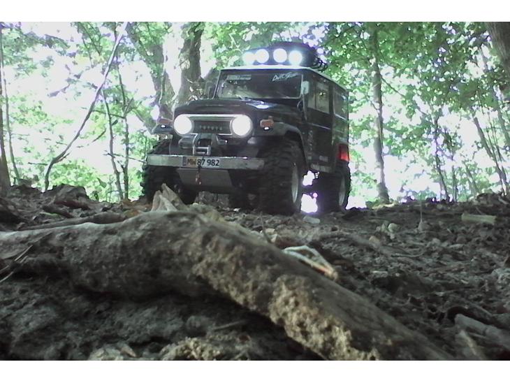 Truck Tamiya CC-01 Toyaota Landcruiser billede 1