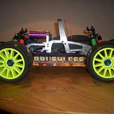 Truck hpi savage brushless