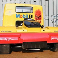 Lastbiler FG Caterpillar race truck