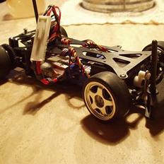 Bil GVM 1:18 Touring