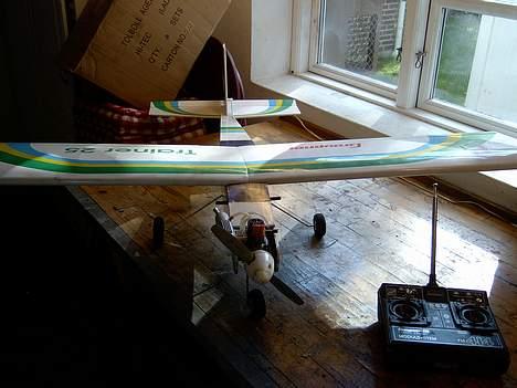 Fly Graupner Trainer 25 SOLGT billede 2