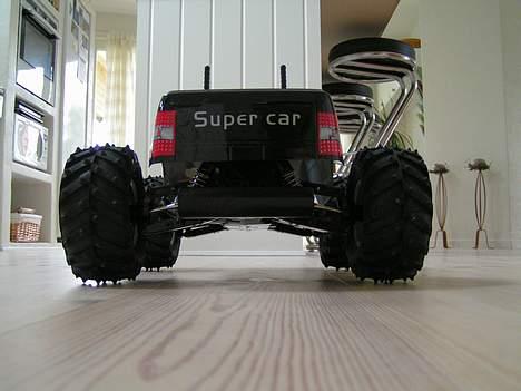 Bil HBX Bonzer Big Foot - Set bagfra med karossen sænket billede 6