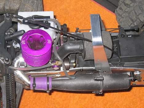 Off-Roader Savage 25 RTR - Den ved hvad den er fremstillet til. billede 3