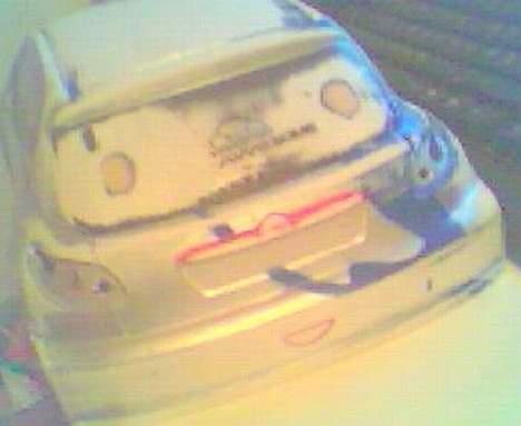 Bil Peugeot 206..Projekt - spatlet huler billede 12