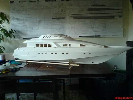 rc yacht moonraker