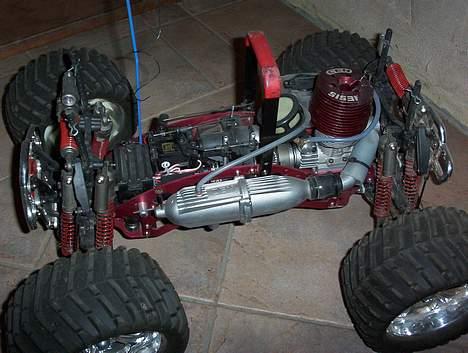 Truck Cen Genesis .46 - 7,6ccm Monster motor, 0,46 Der..!!!!!!!!!! Den lyder bare fed..!!!!!!! Ville nu gerne høre den med en tun potte på..!! billede 4