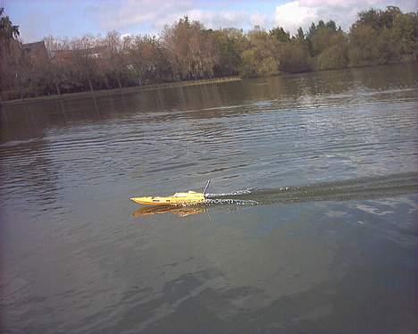 Båd Graupner PHANTOM - Der er fart på billede 3