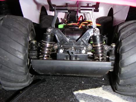 Off-Roader Tamiya Stadium Raider - Affjederring... er der ikke meget af billede 9