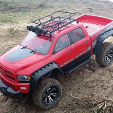 Off-Roader Axial SCX10 Ram Power Wagon