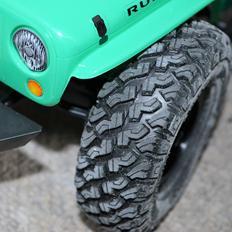 Off-Roader Axial SCX10 Jeep Wrangler G6 Falken Edition 