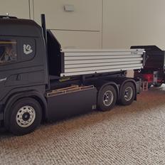 Lastbiler Tamiya Scania R730