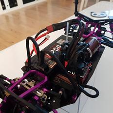 Bil MST XXX-D VIP HT