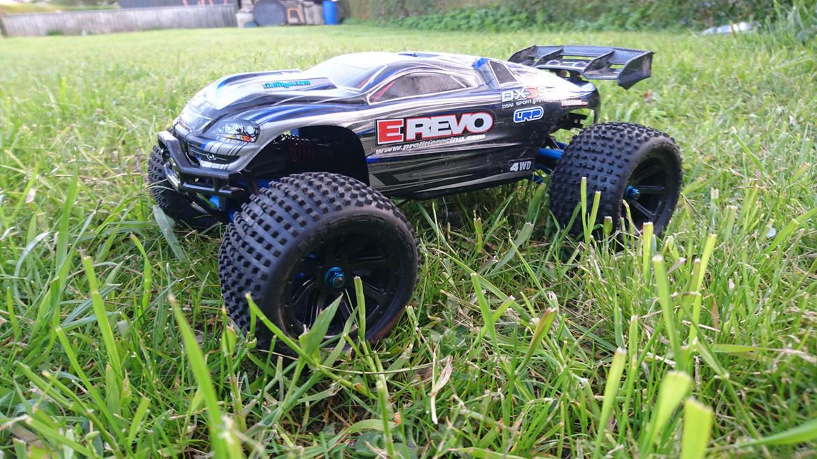 Bil Traxxas e-revo 1/16 vxl (black edition) billede 1