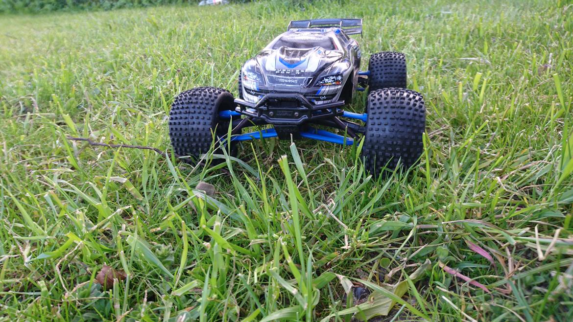 Bil Traxxas e-revo 1/16 vxl (black edition) billede 8