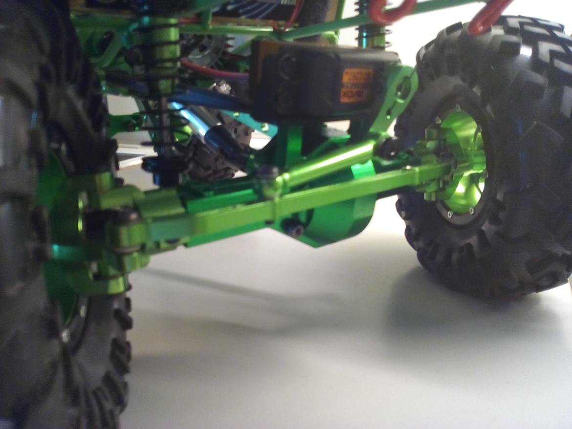 Off-Roader custom scx10 AKA GREEN ENVY billede 2