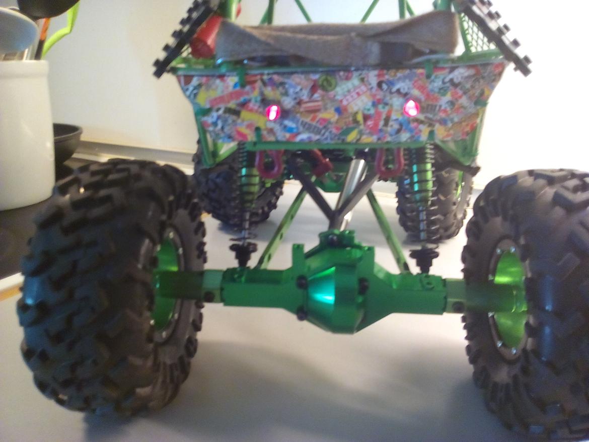 Off-Roader custom scx10 AKA GREEN ENVY billede 10