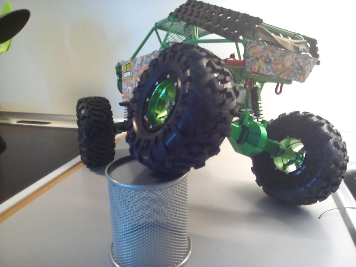 Off-Roader custom scx10 AKA GREEN ENVY billede 15