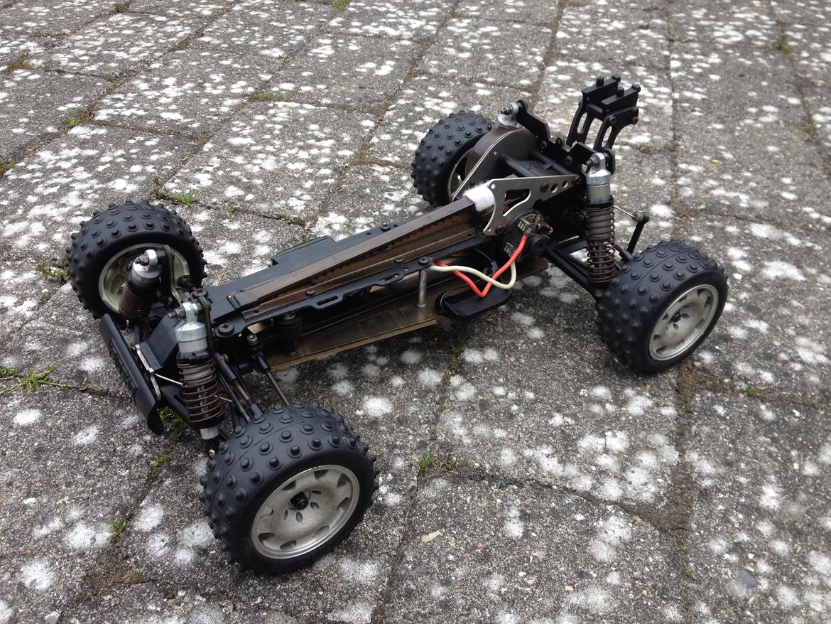 Buggy Kyosho Turbo Optima Mid SE billede 6