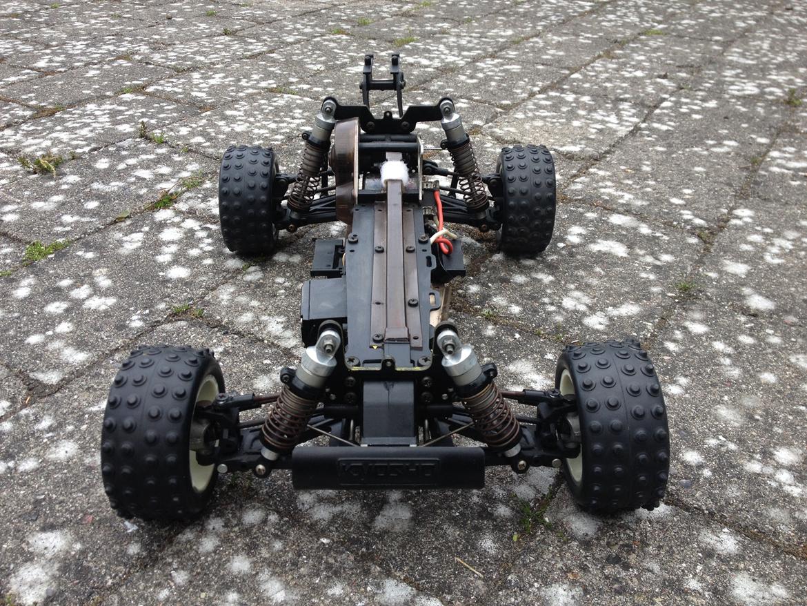 Buggy Kyosho Turbo Optima Mid SE billede 8