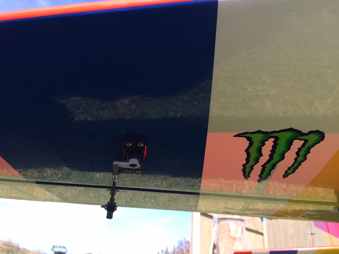 Fly Extra 300 - Ror servo billede 18