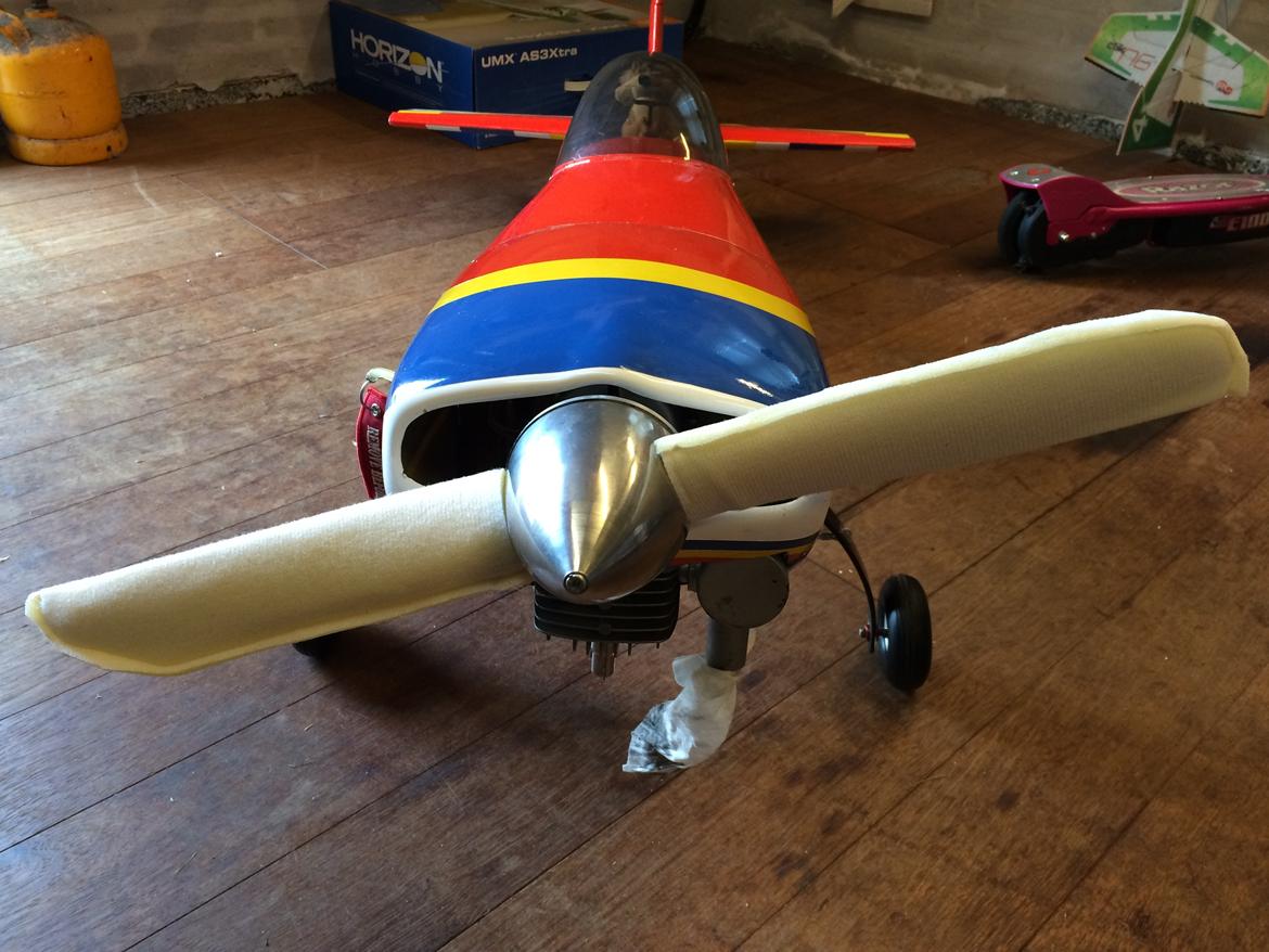 Fly Extra 300 - Med hjemme lavet Prop Protectors billede 32