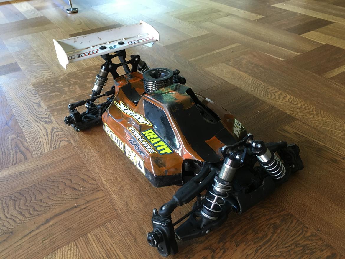 Buggy Xray XB8 2015 billede 2