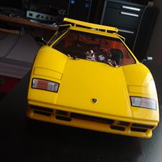 Bil Tamiya TT-01E Lamborghini Countach