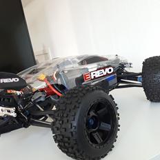 Off-Roader Traxxas E-Revo Brushless Edition 