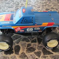 Off-Roader Kyosho Outlaw Ultima Truck